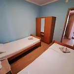 Mazalovic Apartamento Vir