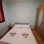 Mazalovic Apartamento Vir