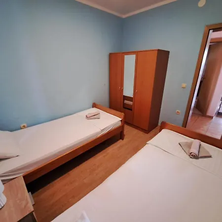 Mazalovic Apartmán Vir